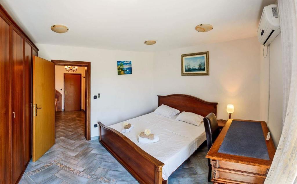 Rooms Laura Медулин Экстерьер фото
