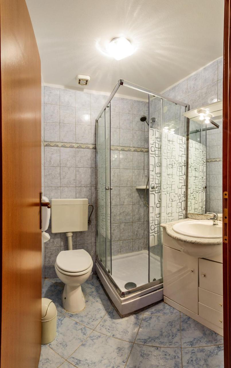 Rooms Laura Медулин Экстерьер фото