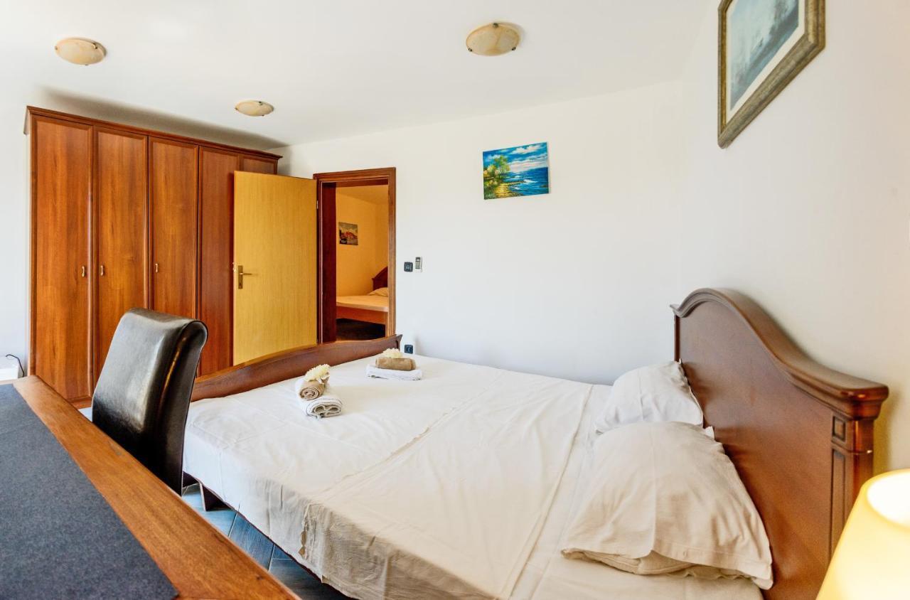 Rooms Laura Медулин Экстерьер фото